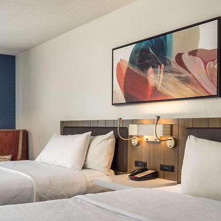 Hilton Garden Inn Окбрук Террас Экстерьер фото
