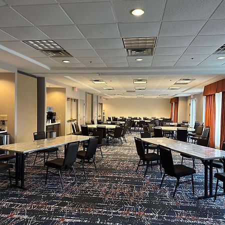 Hilton Garden Inn Окбрук Террас Экстерьер фото