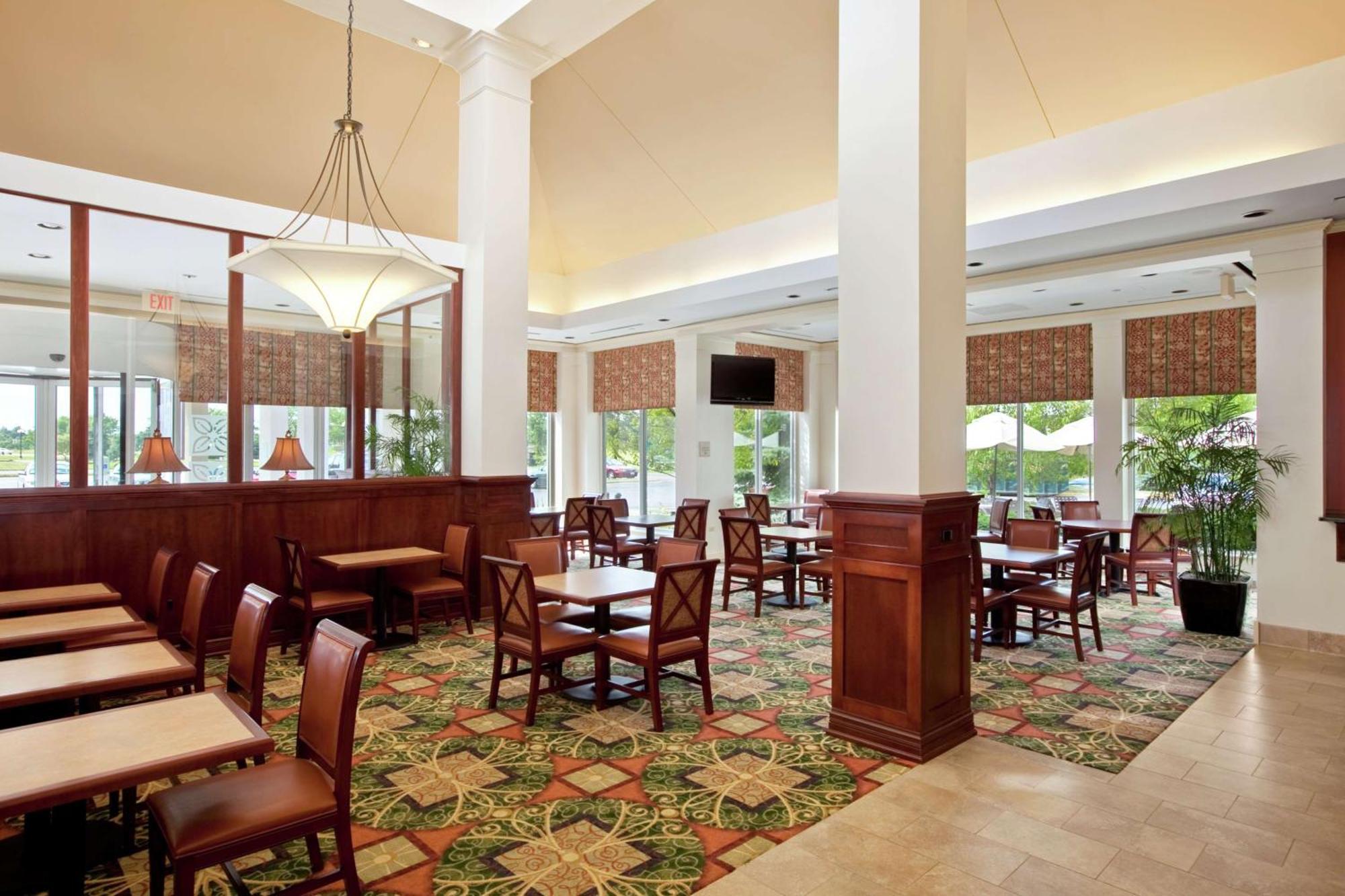 Hilton Garden Inn Окбрук Террас Экстерьер фото